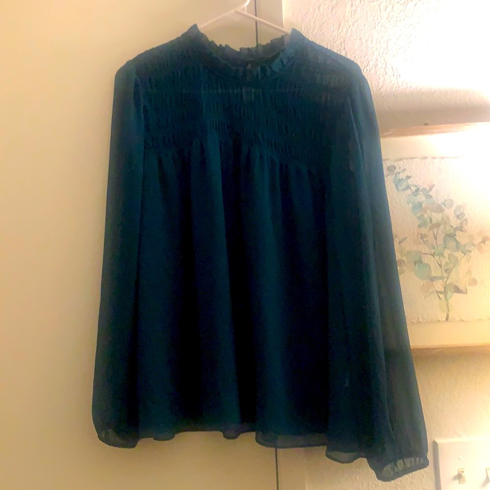 Green Long sleeved Banana Republic Blouse